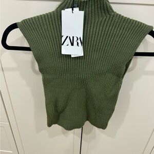 Green top(Zara)